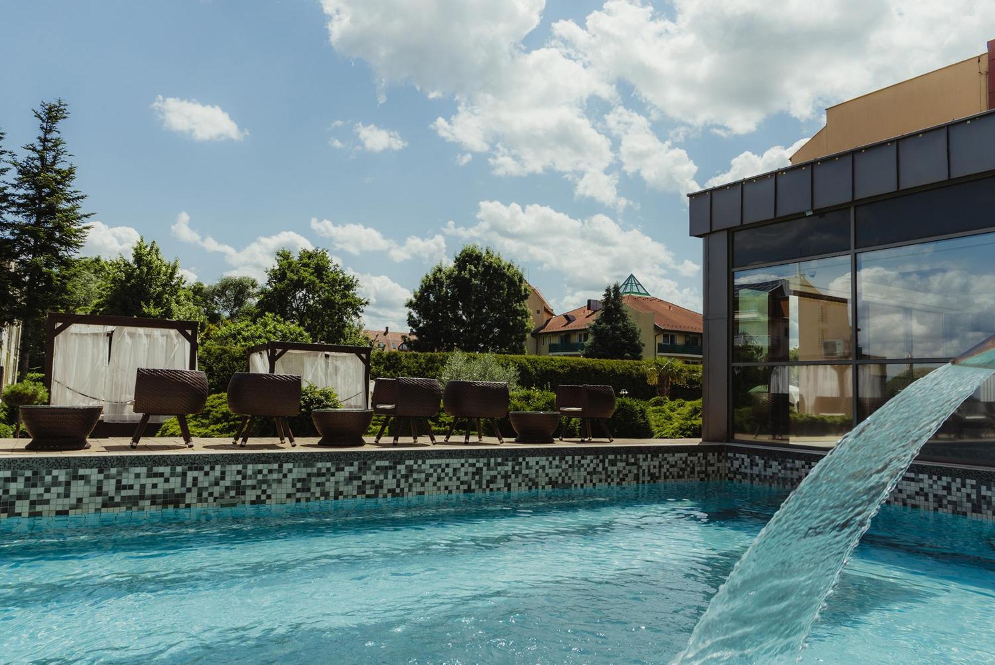 Belenus Thermalhotel Superior ザラカロシュ エクステリア 写真